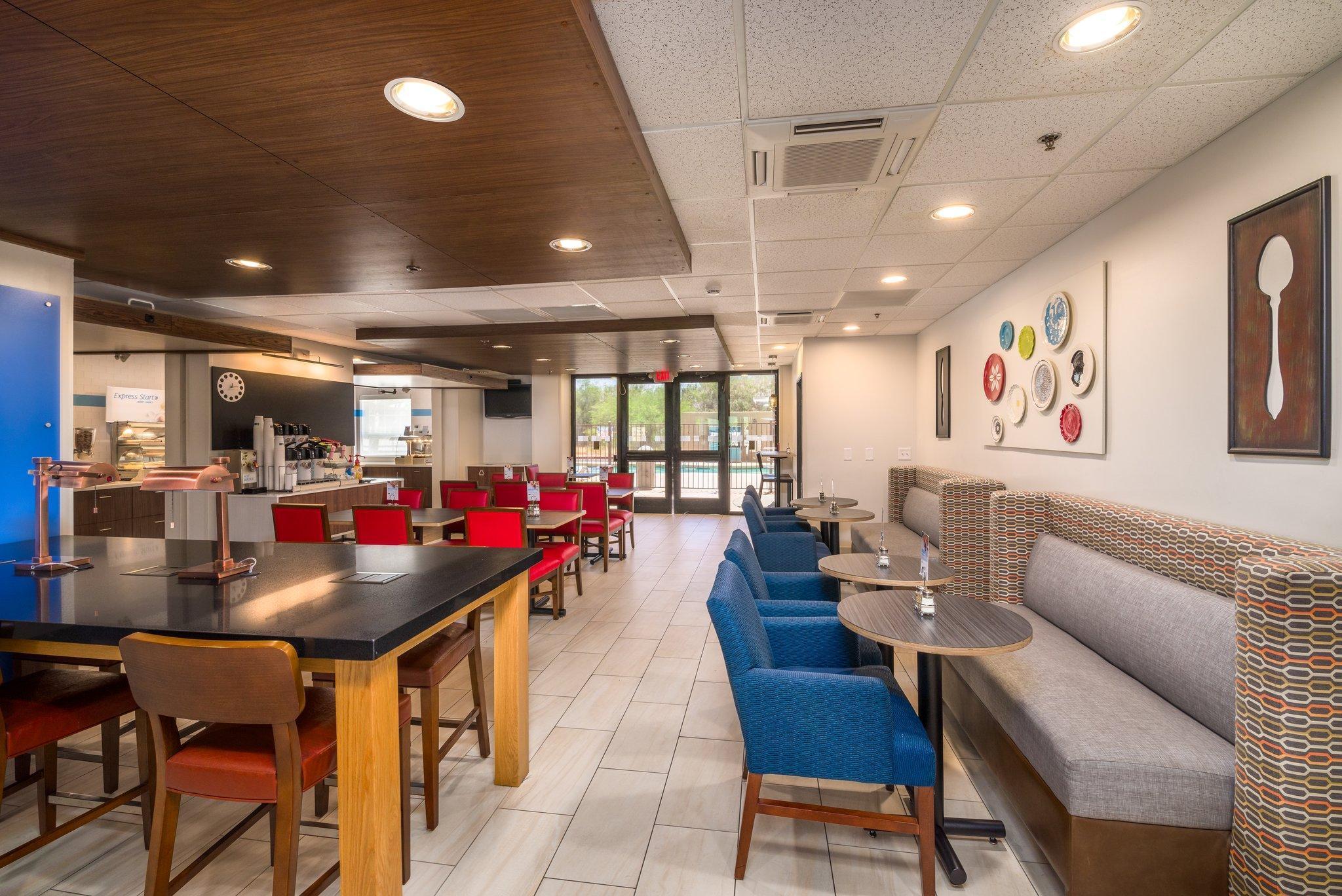 Holiday Inn Express Phoenix-Airport/University Drive By Ihg Eksteriør bilde